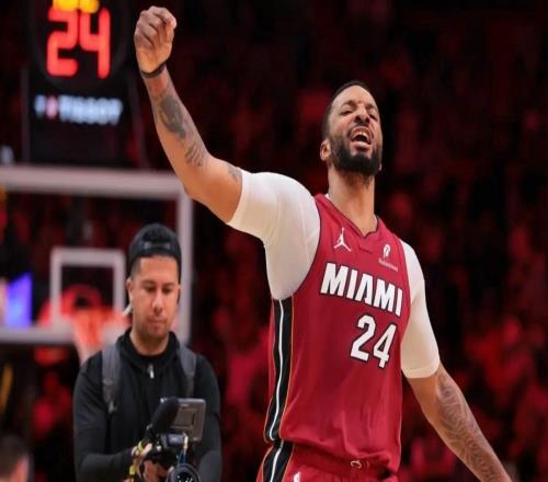 二选一！小卡和申京，谁将顶替受伤字母哥入选全明星