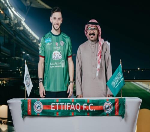 达曼协作中场表示梅西有天赋但更欣赏C罗因为后者更加努力_西甲直播