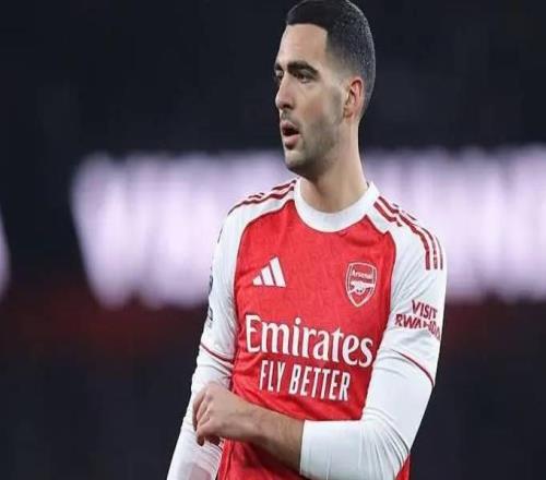 名记:阿森纳担心梅里诺因严重脚伤长期缺阵,他将去看专家