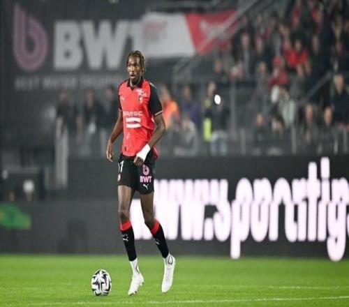 名记:雅凯转会费6000万欧+1200万欧,他周一抵达利物浦体检