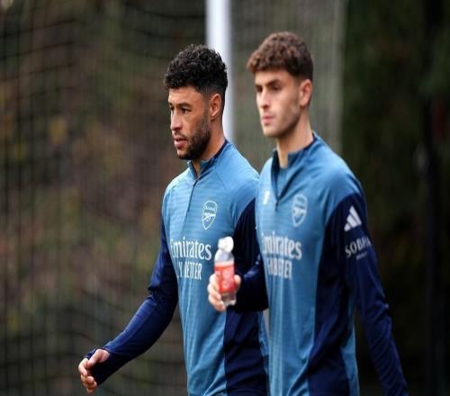 天空体育:凯尔特人有意前阿森纳、利物浦中场张伯伦