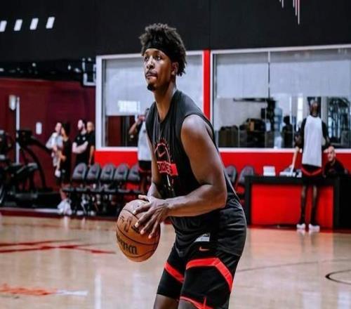 命中率百分百,火箭队被低估锋线8+3,值得顶替水货乌度卡妥协了