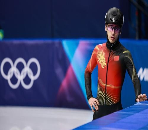 體壇聯(lián)播阿森納遭狼隊(duì)補(bǔ)時(shí)絕平，歐文宣布賽季報(bào)銷