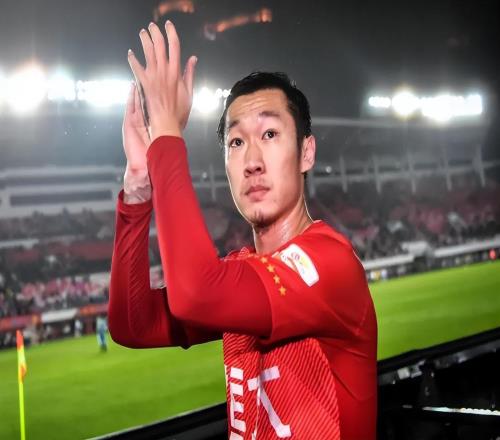 徐新自带冠军属性!效力三家中超球队都已夺冠,接下来轮到玉昆了