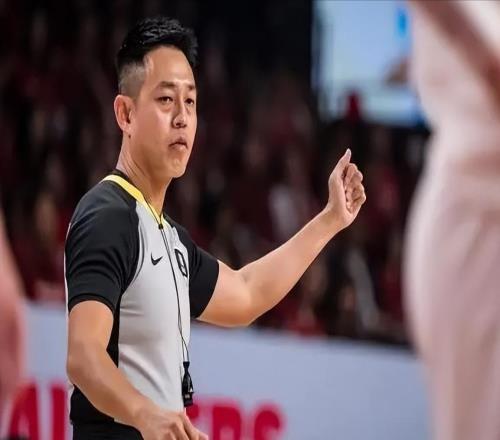 中日大戰(zhàn)裁判風(fēng)波后，籃協(xié)向中國籃球界道歉，3位執(zhí)法者下場如何