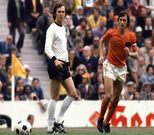 從貝肯鮑爾挨巴掌，到國際米蘭伸援手，拜仁的崛起有運(yùn)氣也有義氣