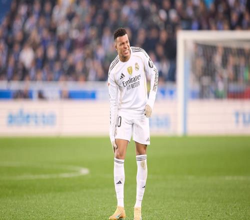 姆巴佩膝傷成一大謎團：皇馬與其團隊措辭相左，戰(zhàn)曼城到底上不上