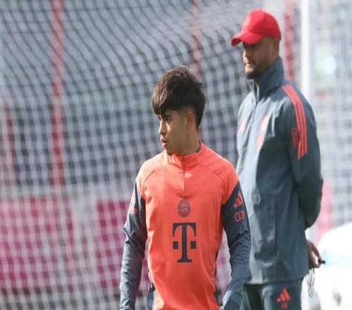 圖片報：拜仁即將續(xù)約17歲小將梅孔卡多佐，他夢想?yún)⒓託W冠