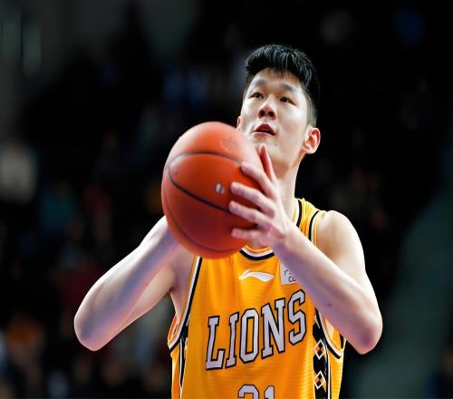 有趣！胡金秋回到廣廈隊(duì)就投入訓(xùn)練，王博：不準(zhǔn)訓(xùn)練，回家陪孩子