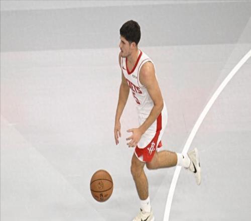 首發(fā)6勝1負(fù)！成贏球風(fēng)向標(biāo)，謝潑德影響力真大，命中率180俱樂部