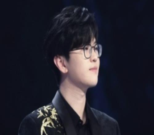 一起加盟WBG?博主爆料:Jiejie与1xn有望成为队友