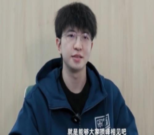 Elk:感谢这三年来的照顾我会记住这美好的回忆未来大家加油!