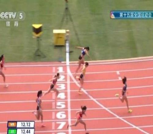 十五运会女子100米栏：吴艳妮预赛第一晋级决赛