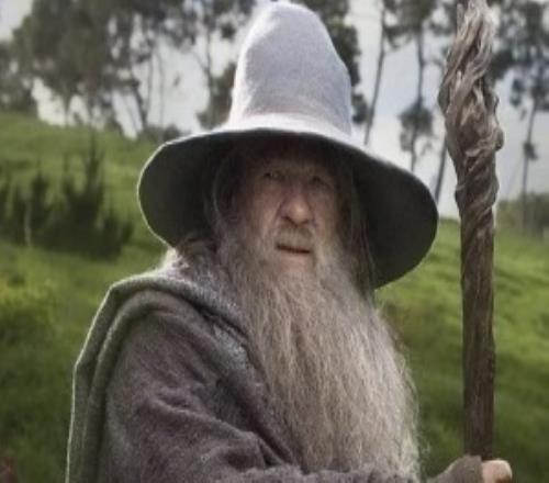 《指环王》新作电影即将开拍!甘道夫和佛罗多演员将回归新作