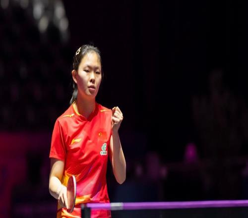 3胜0负不败夺冠!中国女乒16岁孙颖莎师妹崛起:莎莎恩师再造天才