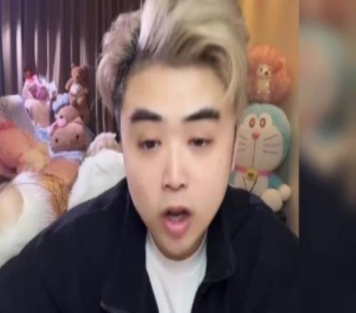 明年再不夺冠后年我出山!朱开:有队挖过BDD,德杯19号IG和BLG