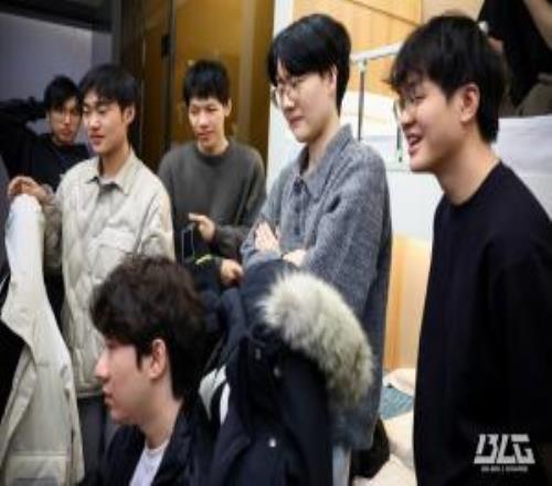 不敵TES慘遭三連?。∧壳癇LG的表現是否符合你的賽前預期