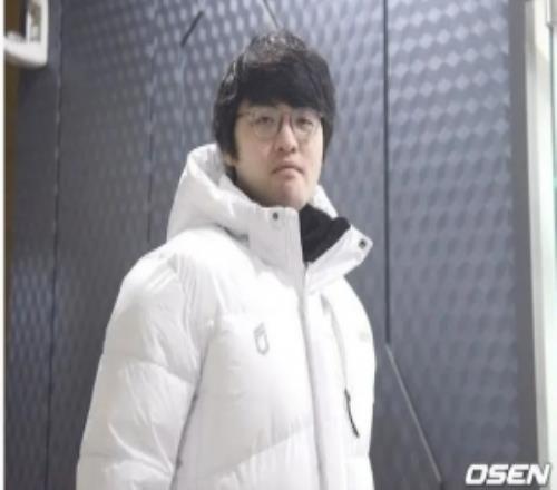 Ggoong教练:最期待Pyosik,新赛季将延续进攻性打法