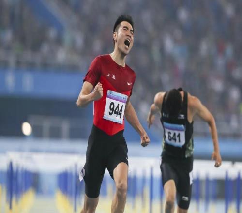 【三十二年四代人的冠军交接】上海再夺全运会男子110米栏金牌!实现全运会九连冠!