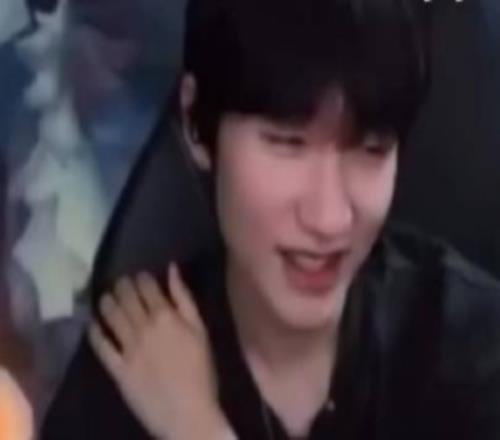 Peanut被粉丝建议去当偶像：可以吗没有LOL我过不上这样的生活