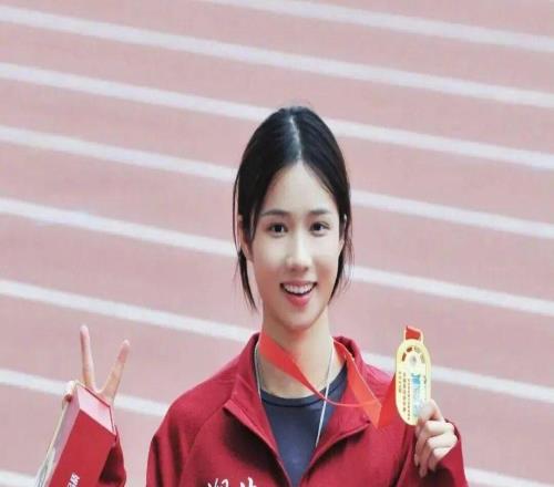 又美又强!邵雨琪夺冠,她还是清华研究生