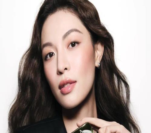 潮讯FILA与国家队同赴2026冰雪盛会，PGI力促铂金首饰消费升级，徐福记新年糖花车“巡沪”，HOURGLASS发布主题纪录片