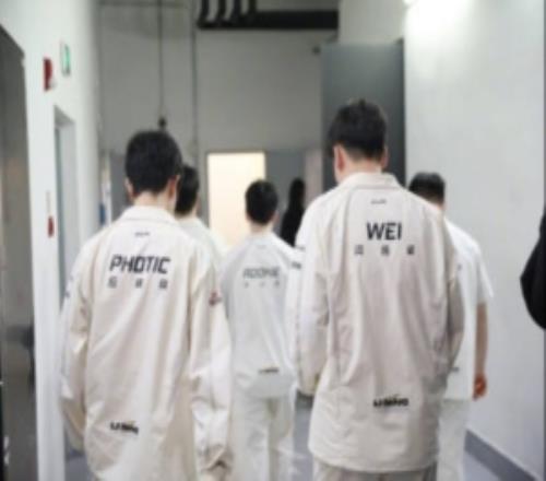 不敌WBG后IG发布赛场返图:折锋未折气,敛志更砺心