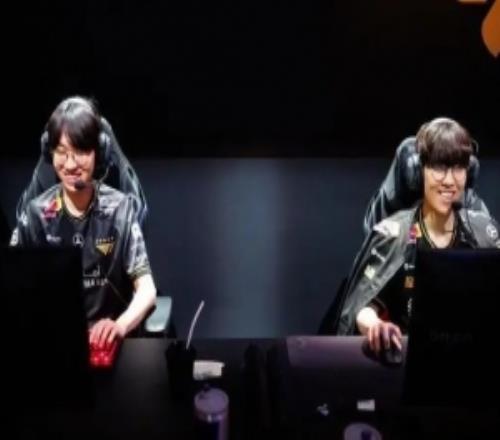 Oner：决赛第四局之前除上单外都在笑，对玄凖哥说会带他赢