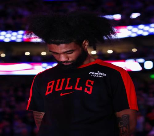 甩卖!月最佳球员也上货架,场均21分+1289万合同,抢手货啊