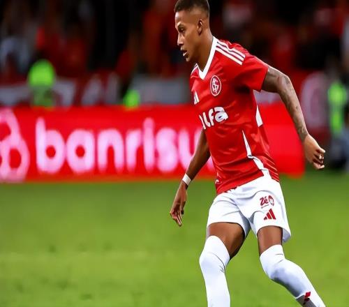 他已成辽宁铁人新外援热门,德转身价500万,球迷直言以官宣为准