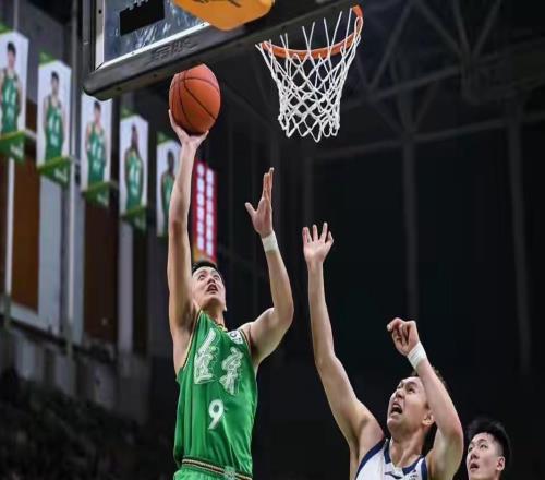 CBA最新排名大变,辽宁连败太丢人,又有两大主教练也面临下课