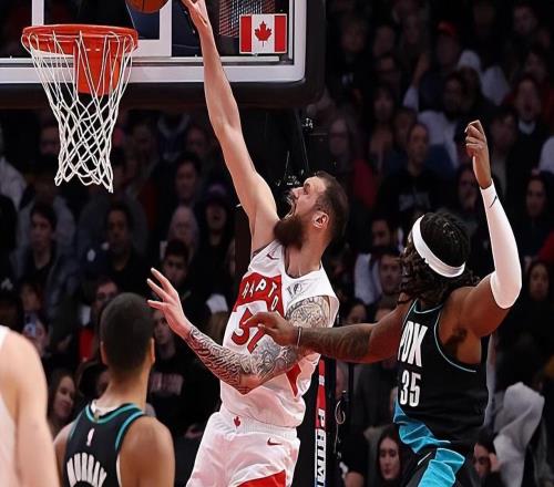 更适合打替补!猛龙内线大将回归第二阵容后又发挥出了自己的特点