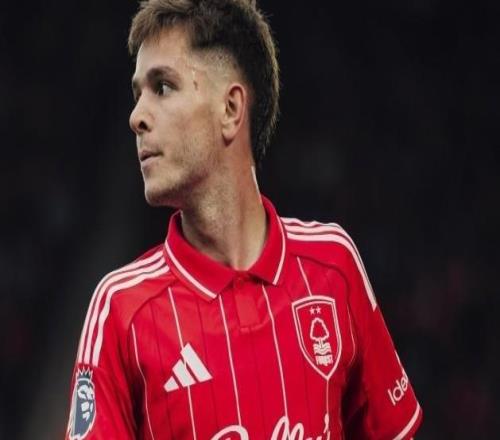 记者:有意租借森林中场麦卡蒂的是斯特拉斯堡,而非切尔西