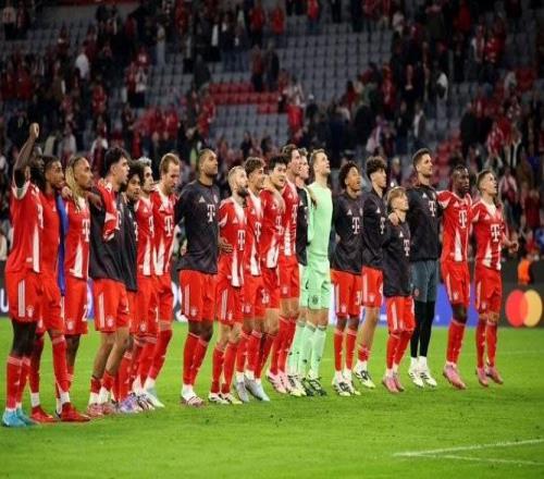 拜仁2025年德甲一共打进107球,为该联赛历史自然年第二多