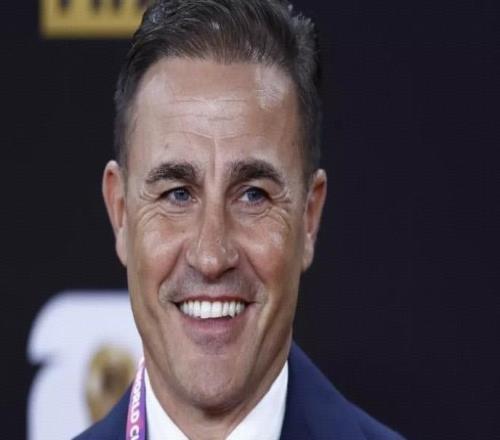 普约尔回忆西班牙黄金一代时不提皇马球员,卡纳瓦罗善意提醒