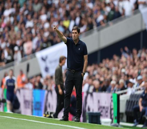 伊劳拉深信我们有着胜过切尔西的明显优势塞梅尼奥的征程不会就此结束_英超直播