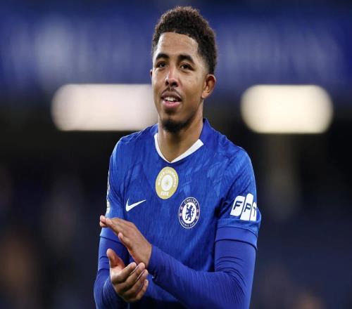 福法纳:我的身体状态很好,准备好帮助球队赢球