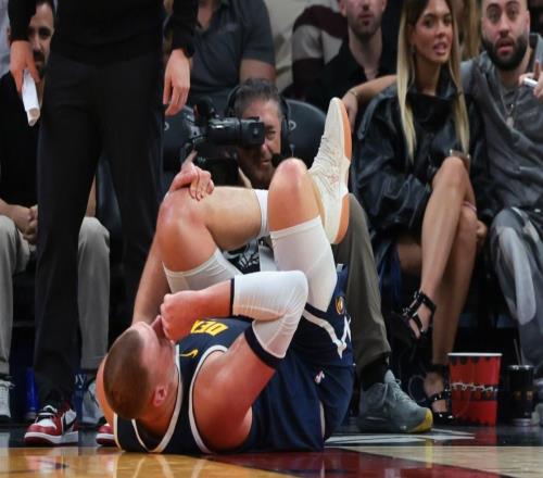 四位首发倒下,阵容快凑不齐!NBA豪门倒下,这是抛弃威少的代价