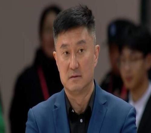 广东男篮为何能8连胜登顶4项数据高居第一!杜锋革新终于见成效