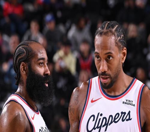 轰33+5+5!34岁小卡梦回巅峰夺5连胜:场均27.8分生涯赛季最高