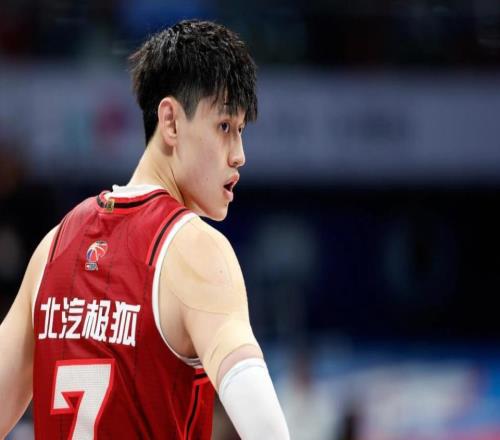 曾凡博完成注册,陈盈骏即将复出,1月1日京粤大战不容错过