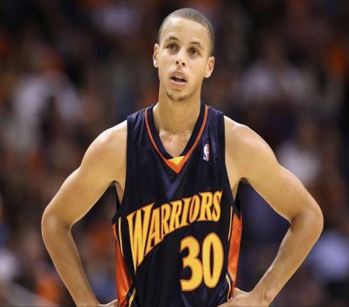 就在今天!库里保持了15年的NBA纪录被打破了