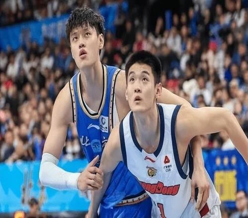 胜广东发布会!曾凡博多次点出服从安排,喊话下场对广厦尊重对手