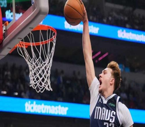 76人送独行侠4连败:马克西34+8+10恩比德22分浓眉复出13+8