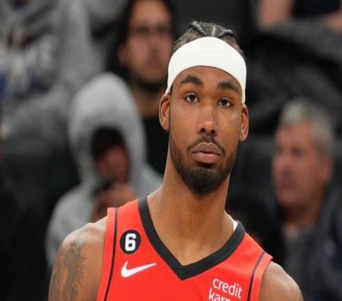 复出后三分21中10!火记直言伊森神似雷阿伦先发17胜1负乌帅狂赞