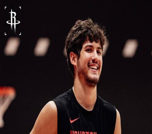 恭喜谢泼德!获乌度卡点名,可平替范弗里特2阵核心非他莫属