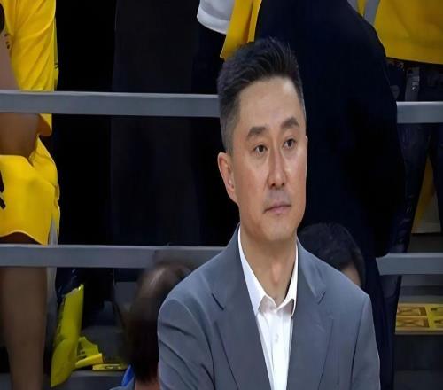 杜锋表扬北京队1人:打得非常好,为北京队做出了很大贡献