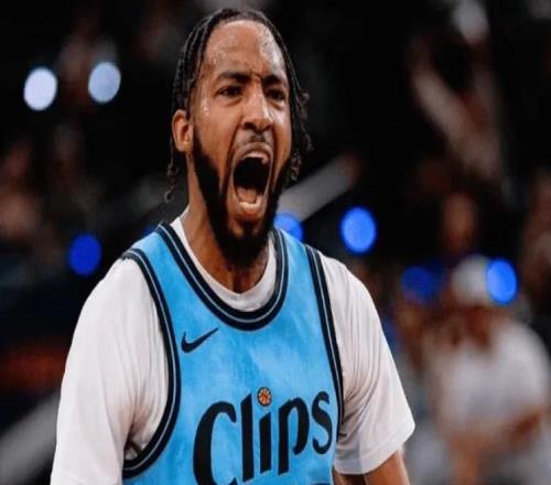 快船末节太无解!伦纳德带头抡,4替补做好辅助,高大阵容吃香!