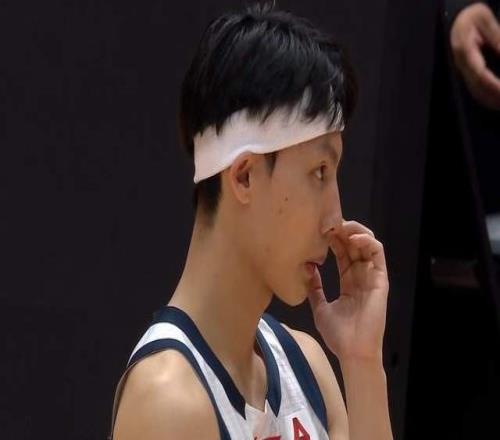 深夜22点,徐杰伤情出炉,骨头和韧带都没事,杜锋这下更揪心了