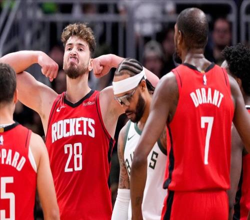 火箭队2人入选!官方MVP榜单更新:约基奇高居第一+文班重返前五